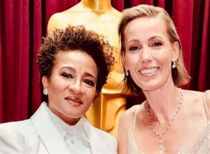 Does Wanda Sykes Wife Smoke? Alex Sykes Health Update And Age