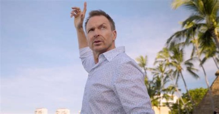How Much Phil Keoghan Makes: A Comprehensive Guide