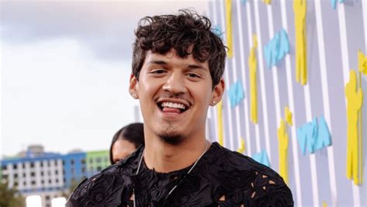 Omar Apollo Accused Of Using Blaccent Following