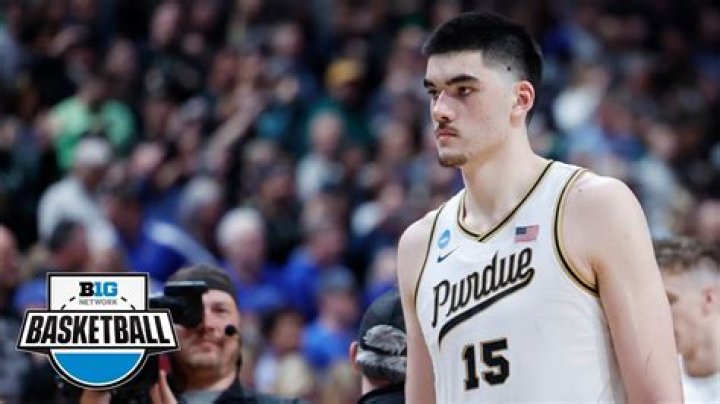 Purdue Basketball Zach Edey Is The Tallest One In His Family