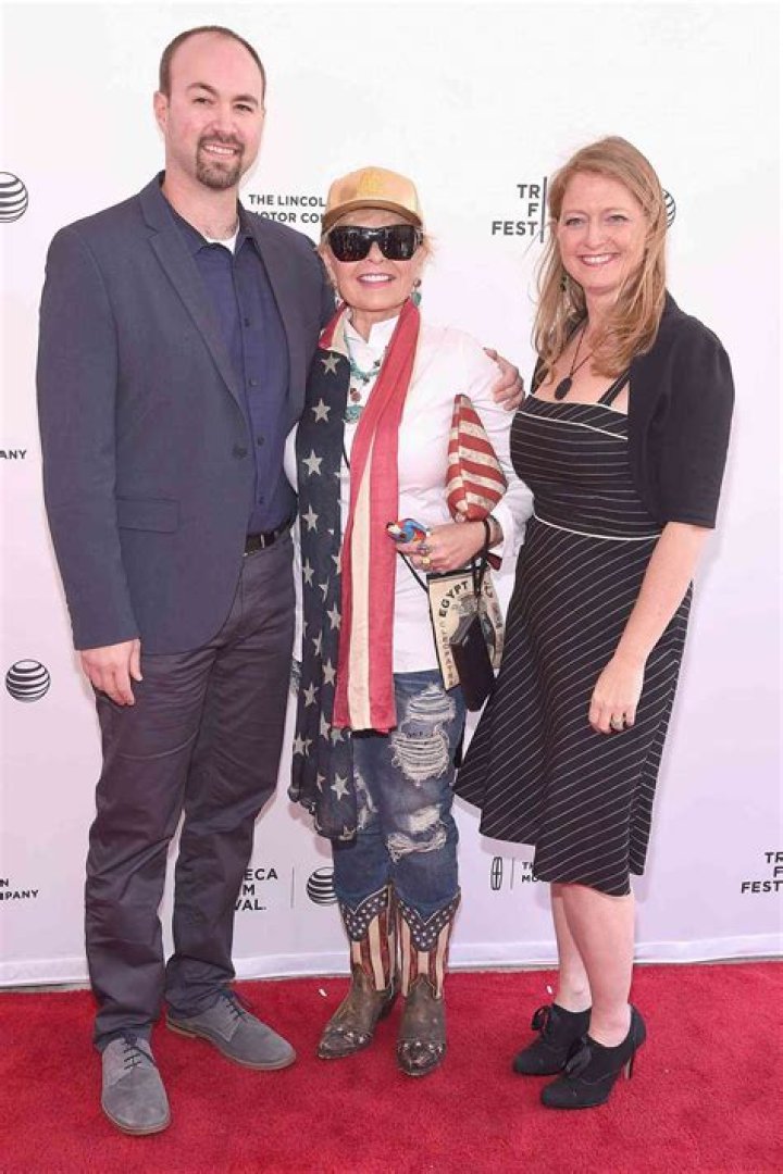 Roseanne Barr's Children Meet Buck