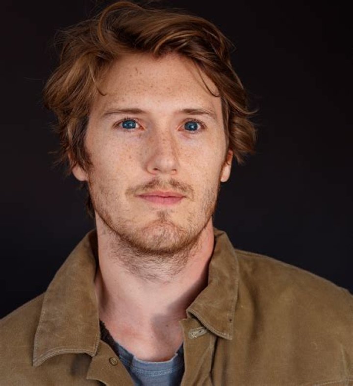 Spencer Treat Clark Biography | RiffVib
