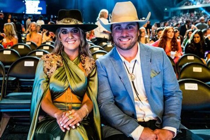 Uncover The Truth: Lainey Wilson's Boyfriend Revealed!