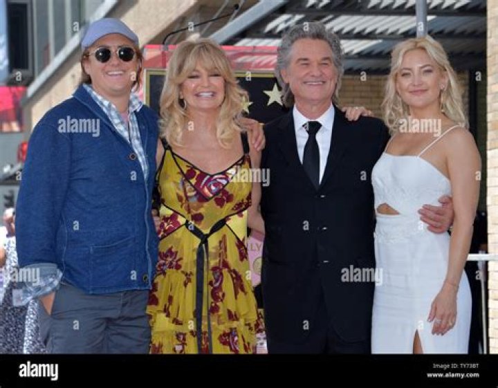 Unveiling Kurt Russell's Physical Attributes: Height, Weight, And More