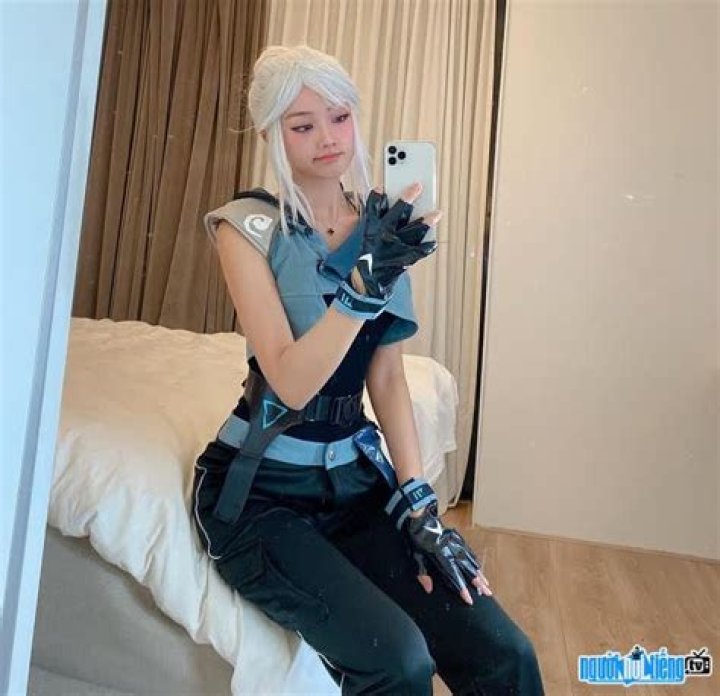Vyvan.le leaked ,The Dutch Model Taking Social Media by Storm , TikTok star, Instagram star videos