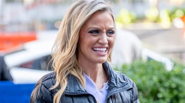 What Is Wrong With Carly Shimkus Leg? Here Is The Facts To Know About Fox News Reporter