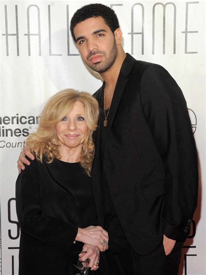Who are Drake's parents? | The US Sun